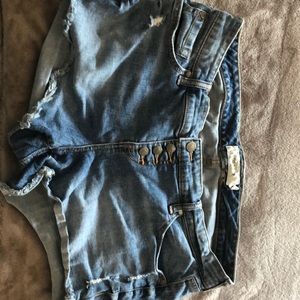 Stressed button up Jean shorts